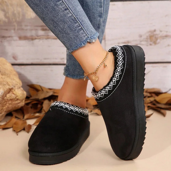Black Casual Women's Faux Fur Lined Sandals And Platform Snow Boots - Picture 1 of 9